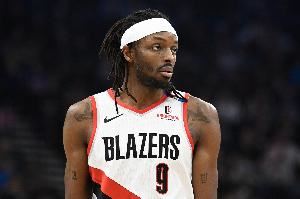 拓记:格兰特本季进步显著 希望能帮球队进季后赛甚至冲击总冠军